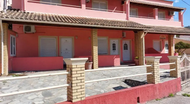 VILLA ELENA, Забронировать Вилла Отели периферии Ионических островов с парковкой, Парковка