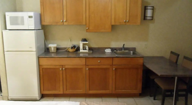 Люкс Lakeview Inns & Suites - Hinton