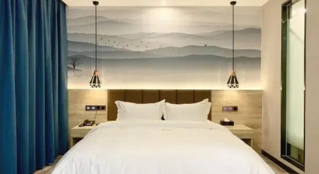 Люкс Deluxe Leader Guesthouse