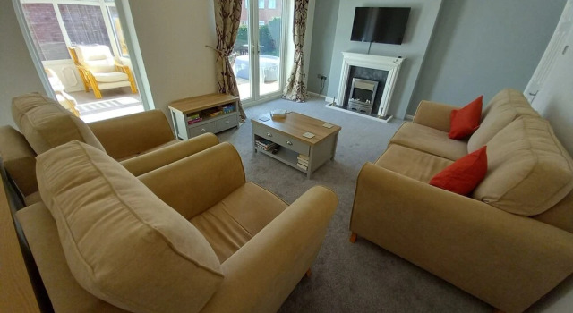 Leominster 3 Bedroom House, Parking Garden Private, Book Hotel Leominster 