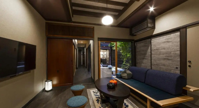Sumiya Seika, Rezervasyon Otel Takayama 