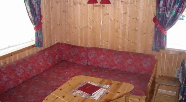 Karens Rorbuer, Buchen Sie Hotel Komagfjord 