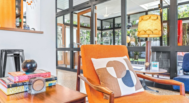 Коттедж Mid Century Modern Weekly Winter Rates!