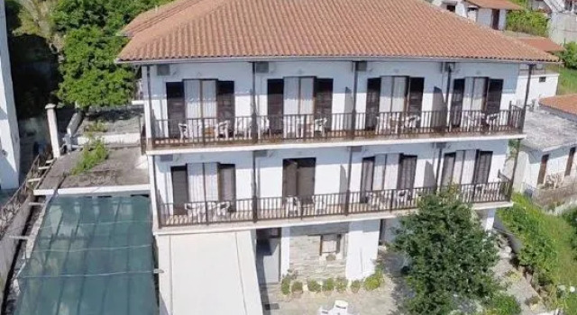 Hotel Sevilli, Book Hotel Mouresi 