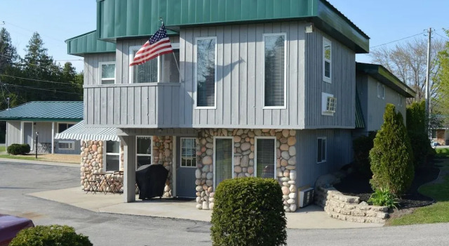 Coastal Suites Resort, Rezerwuj Ośrodek wypoczynkowy Hotele resortowe w Michigan, Ośrodek wypoczynkowy