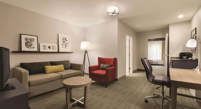 Люкс c 1 комнатой Country Inn & Suites by Radisson, Roanoke, VA