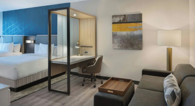 Двухместный люкс SpringHill Suites by Marriott Bowling Green