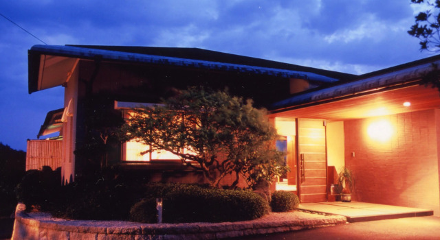 Tomoyama Kanko Hotel, Boek Hotel Hotels in Tokai met parkeren, Parkeren