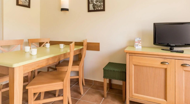 Apartment in Branville for Cyclists and Walkers, Забронировать Апартаменты/квартира  