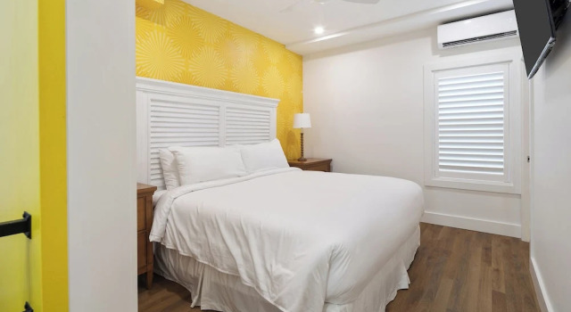 Номер Standard Custom House Inn