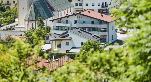 Апартаменты с 4 комнатами Alpenapartments