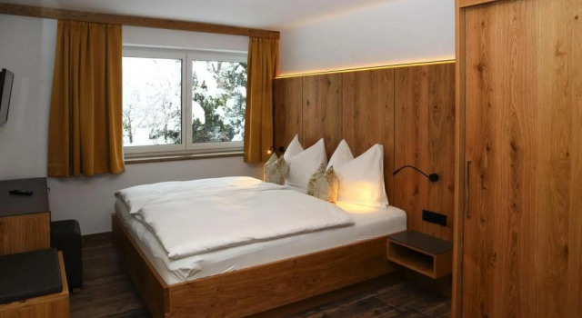 Apartment in Bramberg am Wildkogel With Barbecue, Rezerwuj Apartament Hotele w Salzburg z parkingiem, Parking