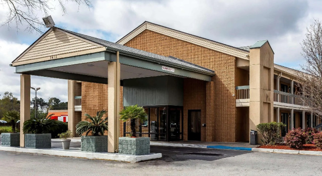 Travelodge by Wyndham North Charleston, Забронировать Отель Северный Чарльстон Чарльстон
