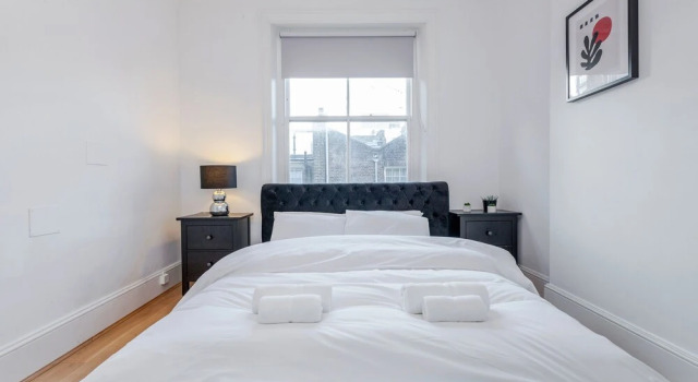 Deluxe 4 BR Oxford Circus Apartment with Terrace