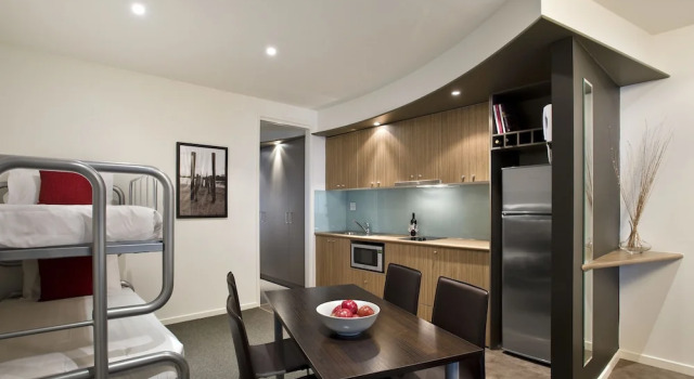 Семейная студия с балконом The Waves Apartments