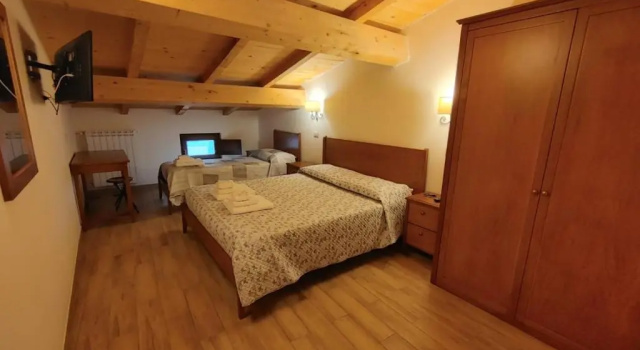 Standard Triplo quarto Borgo Sciugolo
