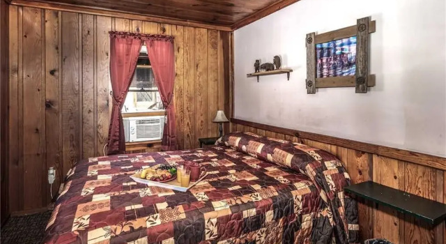Apache Village 9, Queen Bed, Midtown, Pet Friendly, Sleeps 2, Varaa Hotelli Ruidoso New Mexico