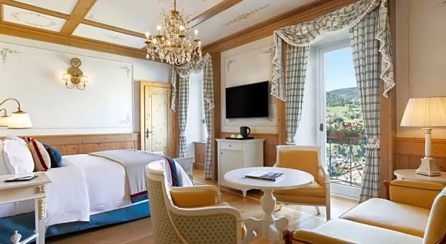 Двухместный номер Superior с видом на горы Cristallo, a Luxury Collection Resort  Spa, Cortina d'Ampezzo