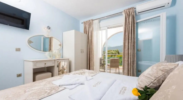 Апартаменты Deluxe Stratos Deluxe Apartments