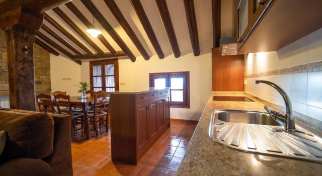 Casa Coronas, Book Hotel Hotels in Aragon with Parking, Parking