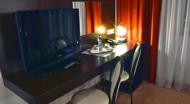 Одноместный номер Standard Hotel Junior 2