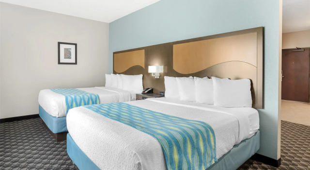 Четырёхместный люкс Best Western Plus Waller Hotel