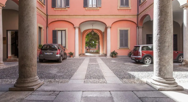 easyhomes - San Babila Monforte, Book Hotel Milan Lombardy