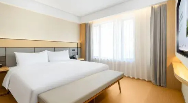 Люкс Ji Hotel Guangzhou Baiyun Tinggang Metro Station