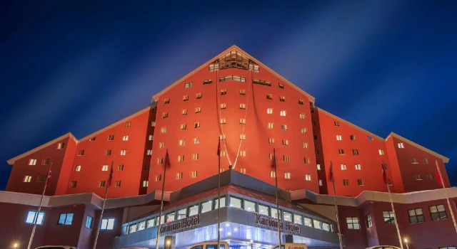Karinna Hotel Uludag, Reservar Hotel Hotéis em Uludag com piscina, perto de Monte Baia, Piscina