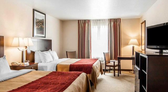 Четырёхместный номер Standard Comfort Inn & Suites Creswell