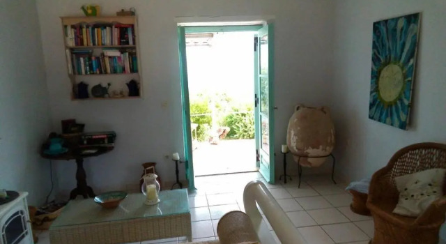 Quaint Greek Cottage, Rural Setting, Great Views, Забронировать Отель Отели периферии Ионических островов с парковкой, Парковка
