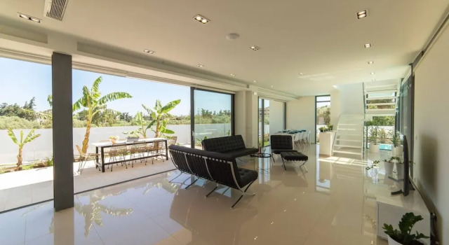 Luxury Villa Glass - 200 meters From The Beach no6, Забронировать Вилла Агии-Апостоли периферийная единица Ханья