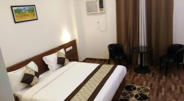 Номер Deluxe aster inn - near Taj Mahal