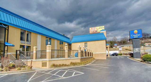 Quality Inn near Martinsville Speedway, Buchen Sie Hotel Collinsville Virginia