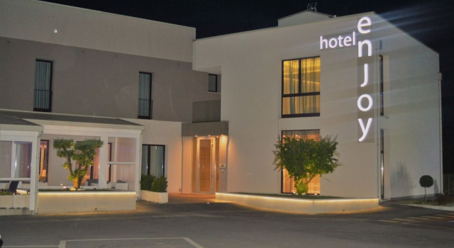 Hotel Enjoy, Book Hotel Polesella 