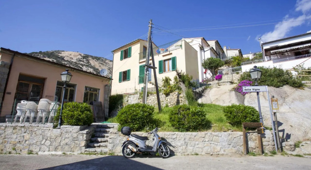 Villetta La Terrazza 4/6 Beds with wonderful view of the sea of Chiessi-VILLETTA LA TERRAZZA
