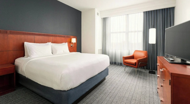 Одноместный номер Standard Courtyard by Marriott St. Petersburg Downtown