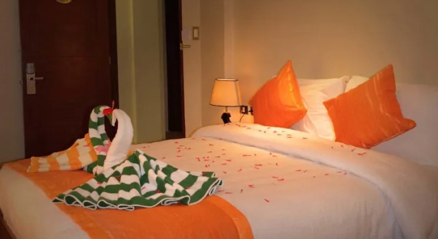 Люкс Deluxe с балконом White Beach Suites Boracay