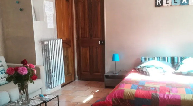 Chambre d'hôtes Villa Eden, Забронировать Вилла Отели Буш-дю-Рон с парковкой, Парковка