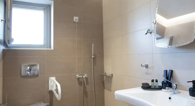 Полулюкс Armantanis Luxury Suites