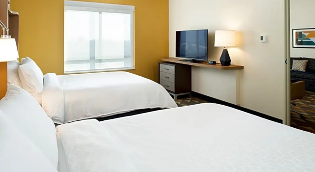 Четырёхместный люкс c 1 комнатой Holiday Inn & Suites - Idaho Falls by IHG
