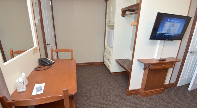 Четырёхместный номер Standard с видом на горы Auberge Sur Mer Charlevoix
