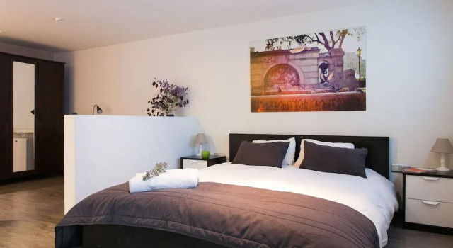 4 Rooms Barcelona, Забронировать Гостевой дом Гостевые дома Барселоны, рядом с Набережная Моль-де-ла-Фуста, Гостевой дом