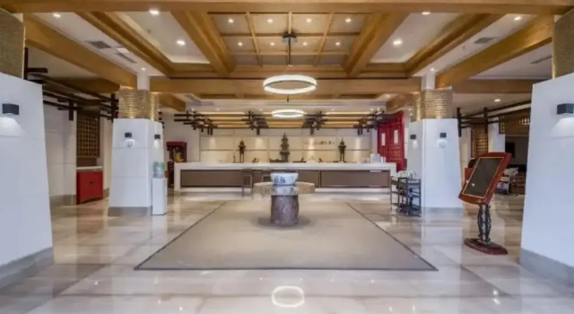 Vyluk J Hotel South Asian Garden Dianchi, Rezerwuj Hotel Xishan District Kunming, w pobliżu Daguan Pavilion