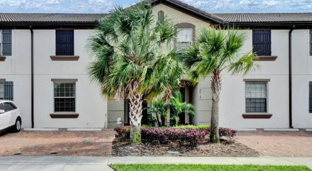 8814 Geneve CT, Kissimmee, 4 BED