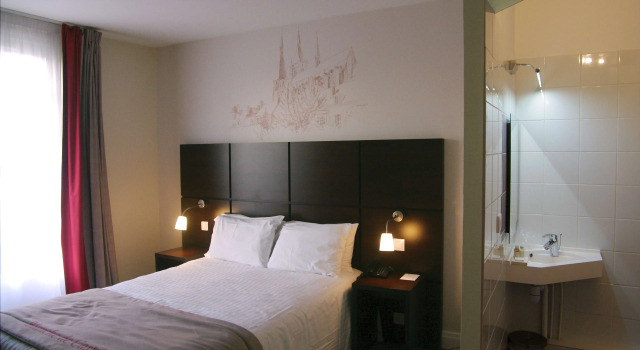 Двухместный номер Classic Best Western Blanche de Castille Dourdan