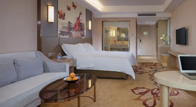 Vienna International Hotel (Guangzhou South Railway Station Sanshan), Boek Hotel Hotels in Guangdong met parkeren, Parkeren