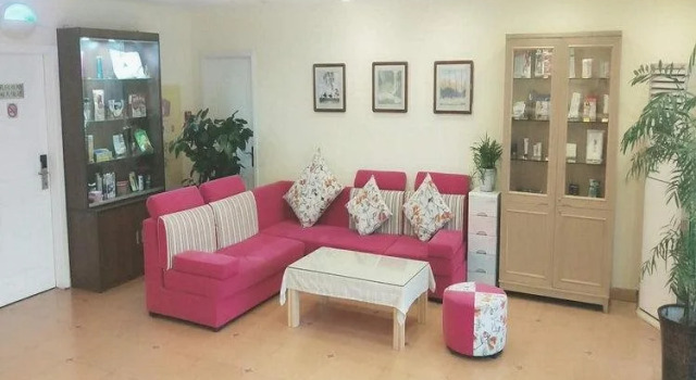 Home Inn Gaoxing District, Book Hotel Hotels in Luyang with Parking, Parking
