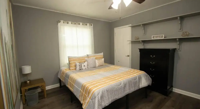 Коттедж House - Sleeps 8 - Parking - Malls Close