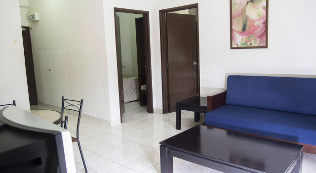 Suria Service Apartment Hotel, Prenota Appartamento Simpang Ampat Semanggol Perak